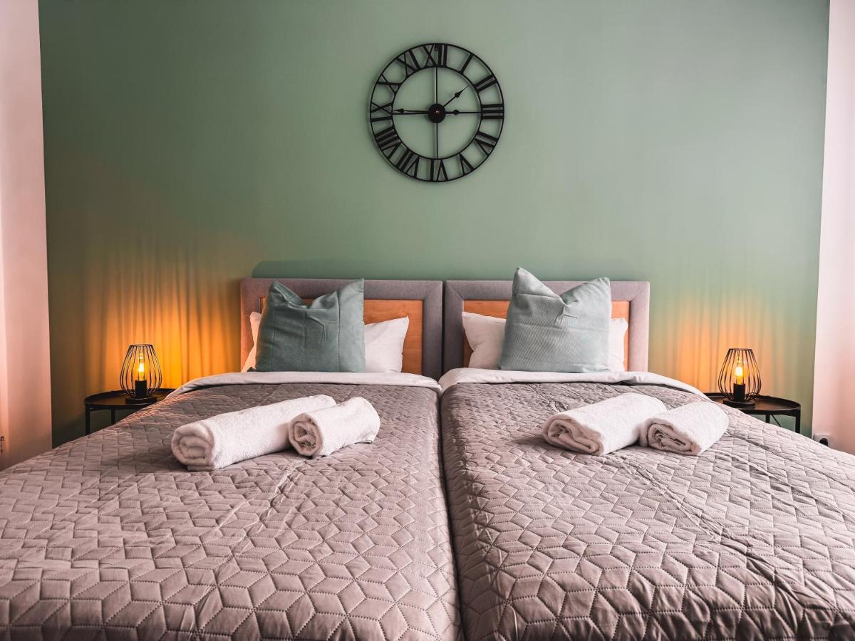 Immostay #6 - Ferienhaus 4 Zimmer Fuer 8 Personen, Wifi & Zentrum Brémai repülőtér Kültér fotó