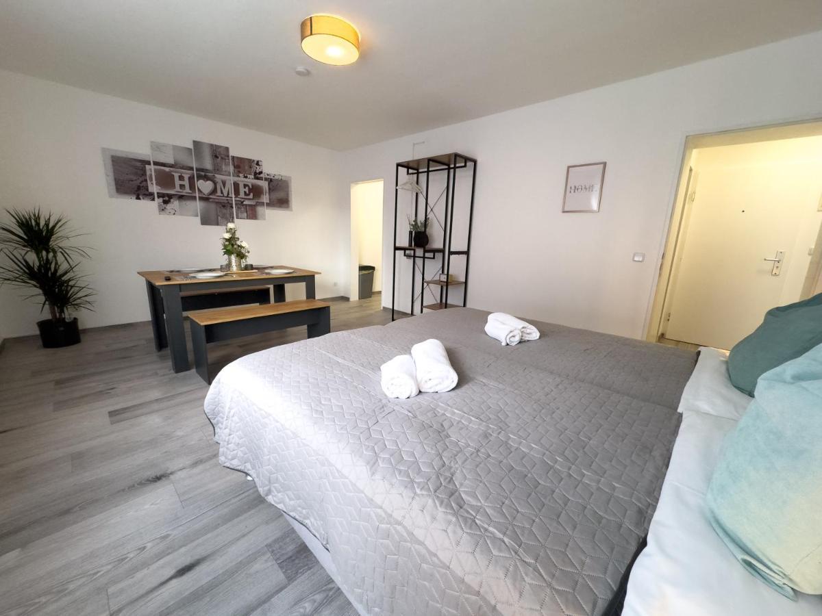 Immostay #6 - Ferienhaus 4 Zimmer Fuer 8 Personen, Wifi & Zentrum Brémai repülőtér Kültér fotó