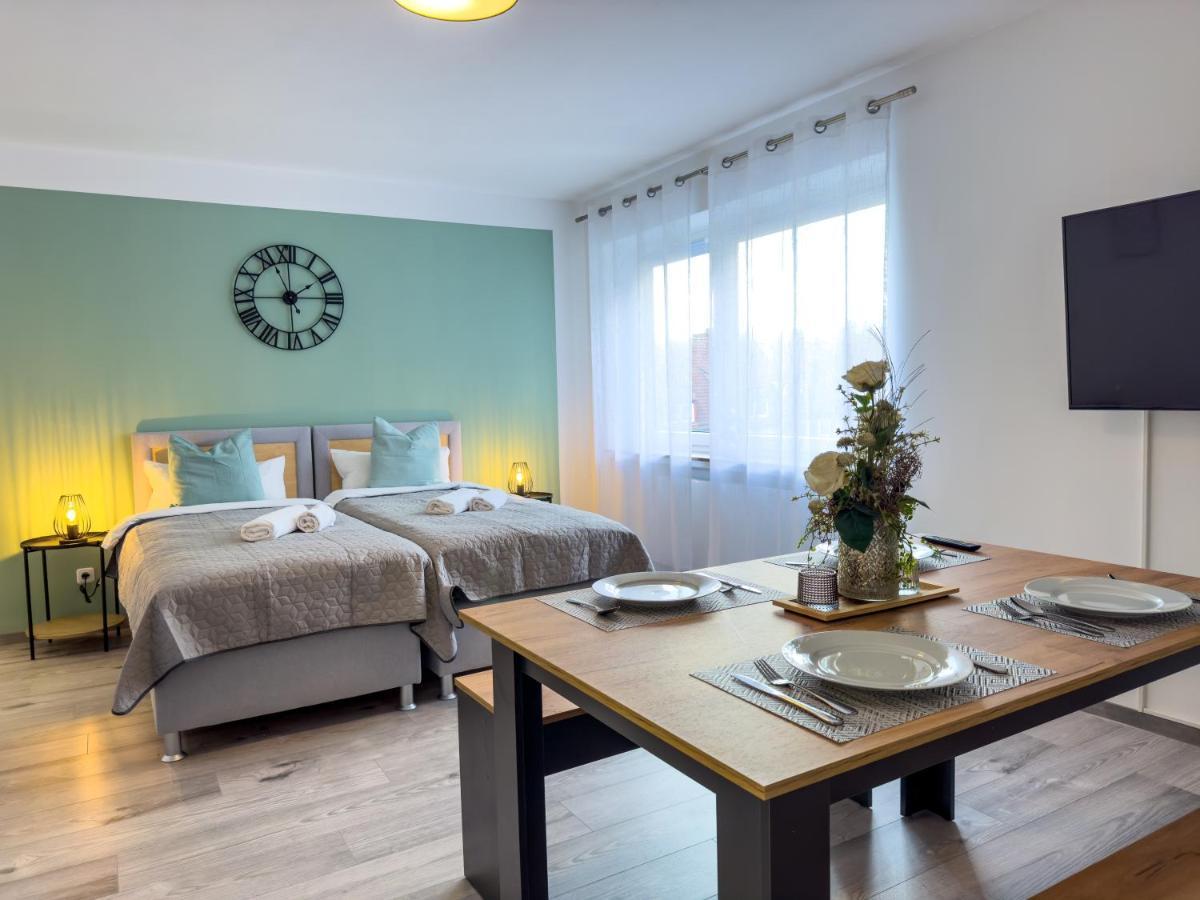 Immostay #6 - Ferienhaus 4 Zimmer Fuer 8 Personen, Wifi & Zentrum Brémai repülőtér Kültér fotó
