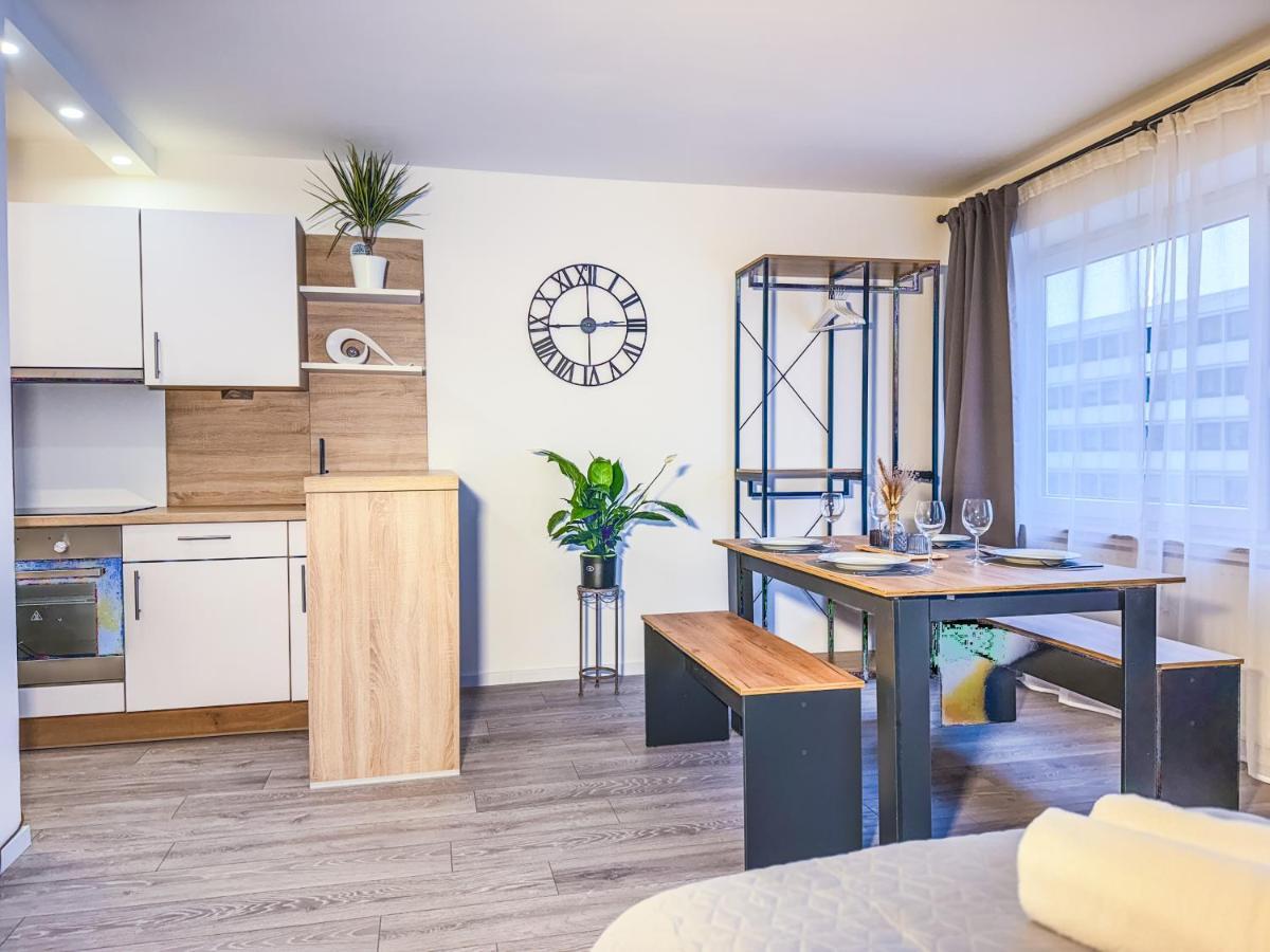 Immostay #6 - Ferienhaus 4 Zimmer Fuer 8 Personen, Wifi & Zentrum Brémai repülőtér Kültér fotó