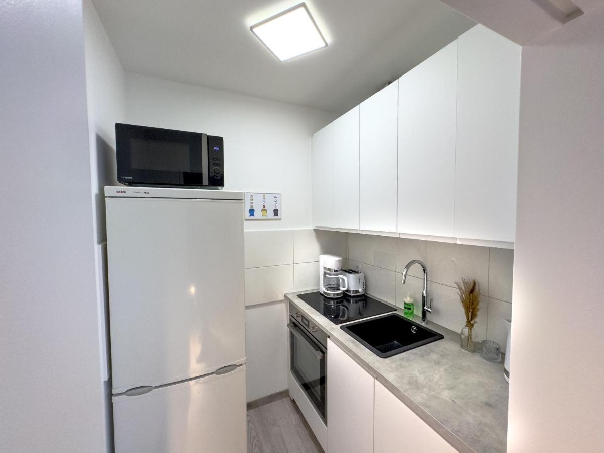 Immostay #6 - Ferienhaus 4 Zimmer Fuer 8 Personen, Wifi & Zentrum Brémai repülőtér Kültér fotó
